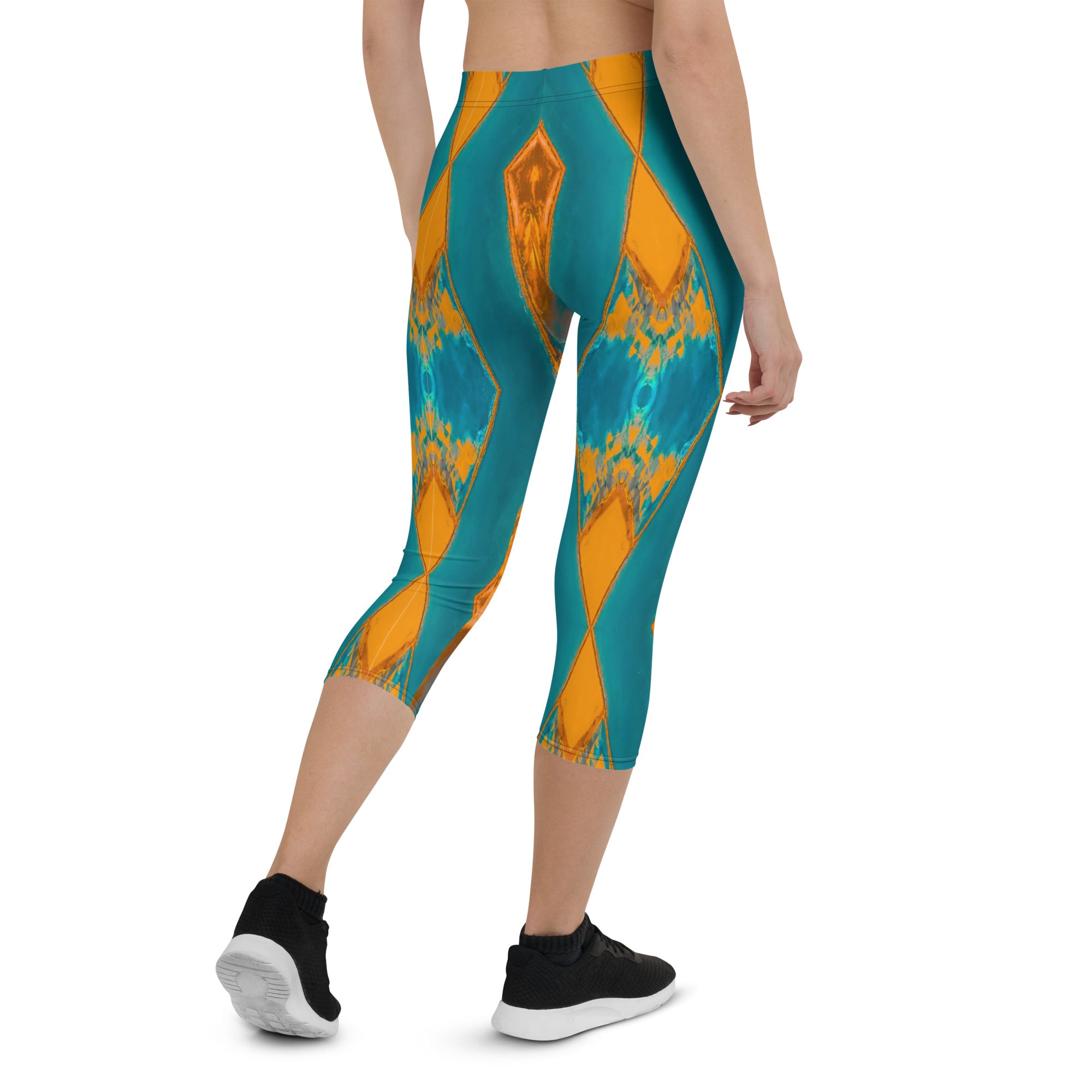 Bay Jetties Capri Leggings Triboca Arts