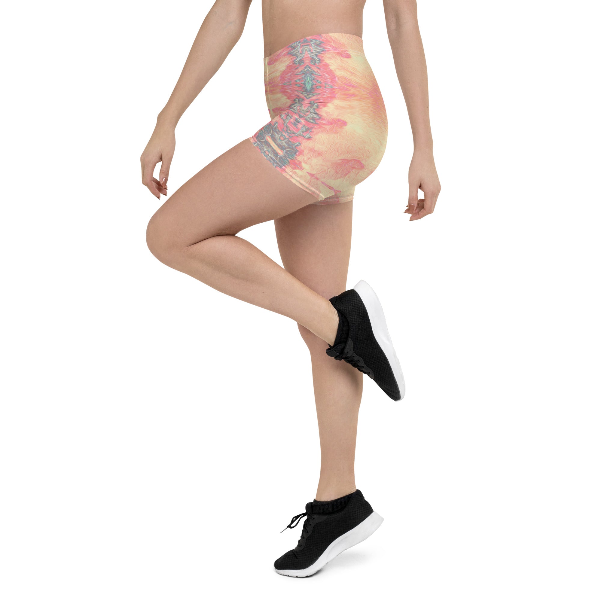 Bay Jetties Women's Shorts Triboca Arts